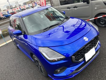 新型スイフト納車！！